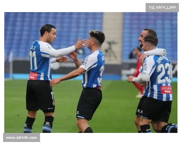 巴萨中场加维因伤缺席对阵巴列卡诺比赛球队阵容再遭挑战